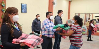 Inicia la entrega de cobijas a familias del municipio de Coacalco