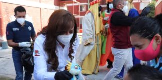 Caravana de sonrisas y regalos llegó a Coacalco