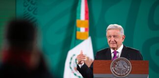Responde López Obrador a Loret por video: “Debe estar preocupado por captura de Palomino”