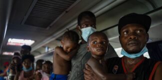 Anuncian proyecto piloto que ayudará a integrar a los migrantes haitianos en México