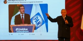 AMLO tunde a Lorenzo Córdova por acudir a plenaria de diputados del PAN