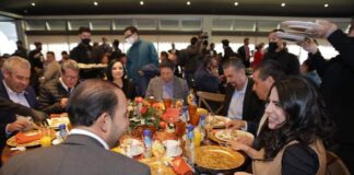 Jesús Zambrano, Marko Cortés y Ricardo Monreal se reúnen en una comida en Michoacán