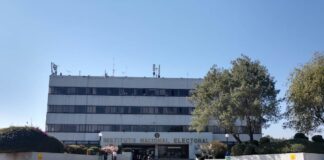 INE: disputa por el poder 1.- No hubo transición democrática